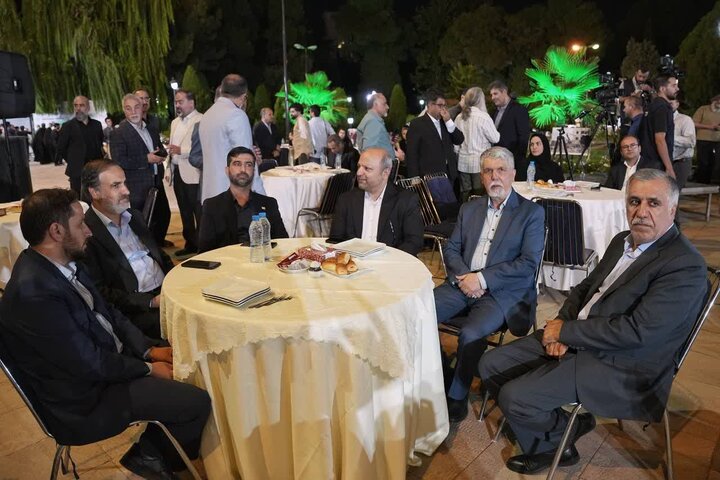 تصاویر/ مراسم پاسداشت رو خبرنگار در تهران