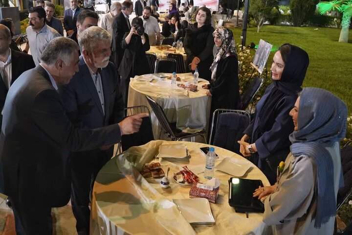تصاویر/ مراسم پاسداشت رو خبرنگار در تهران