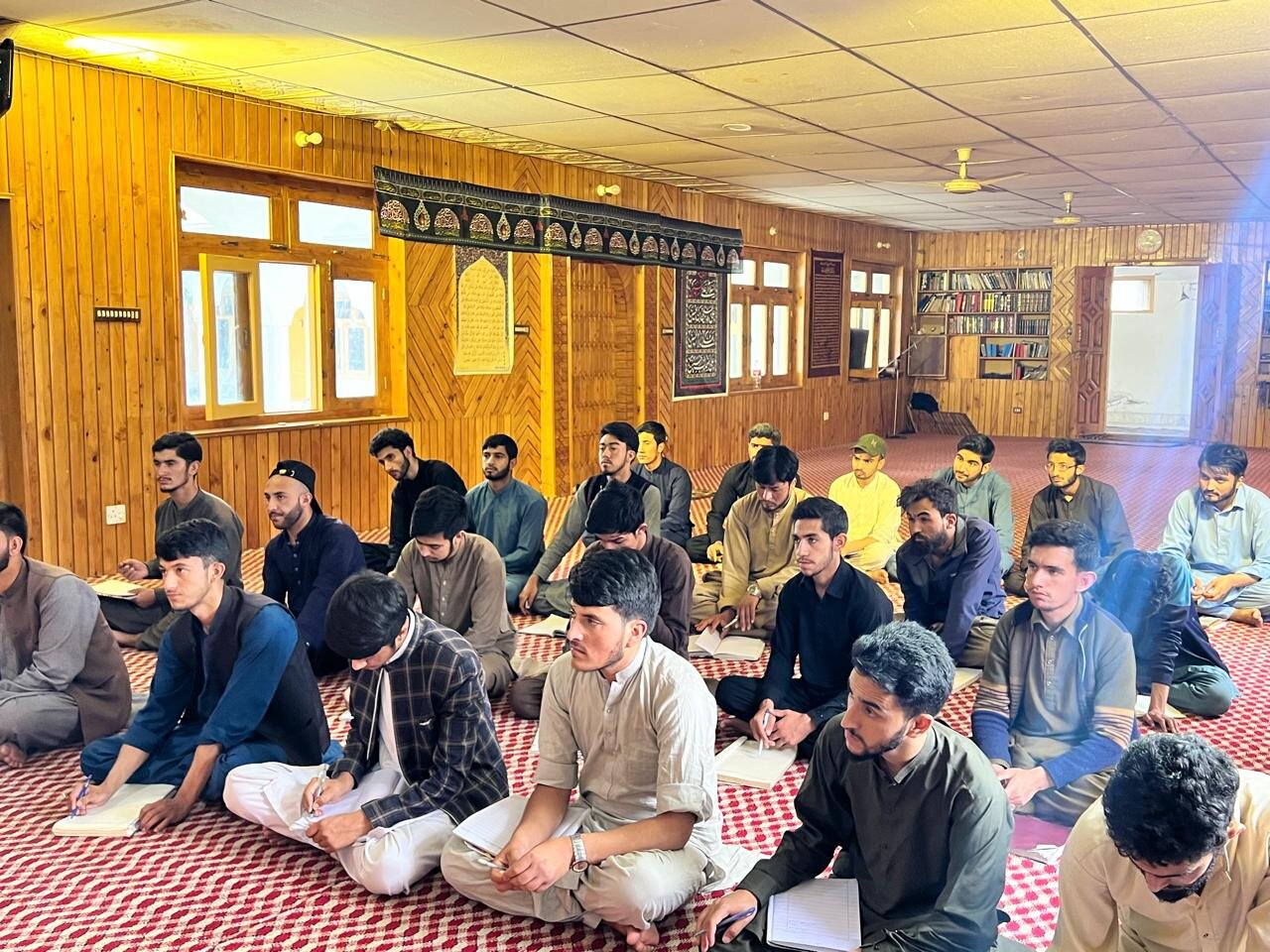 جامعۃ النجف سکردو میں قائدِ شہید علامہ عارف حسین الحسینیؒ کی جامع شخصیت پر فکری نشست