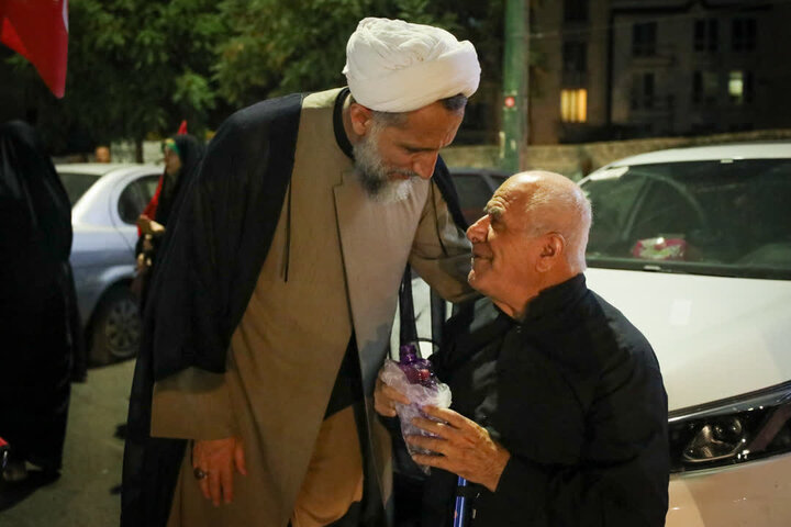 حضور مردم قزوین در ایستگاه صدو شصت و یکم