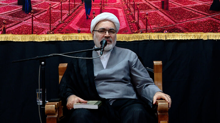 محرم و صفر، جامعه را در مسیر ولایت نگه می‌دارد