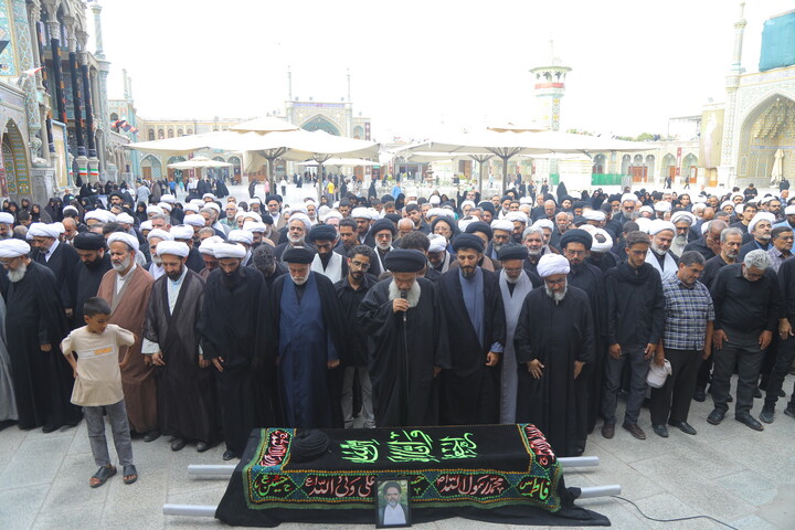 Cerimonia funebre per l’Hojjatoleslam Seyyed Sadra Hashemi, docente del Seminario di Qom