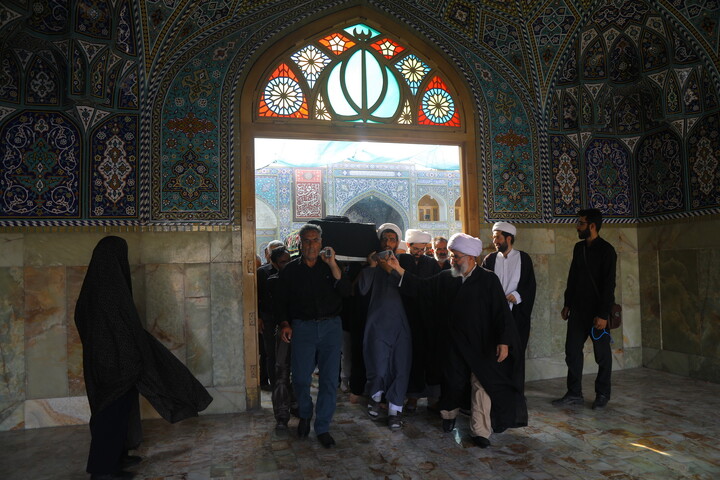 Cerimonia funebre per l’Hojjatoleslam Seyyed Sadra Hashemi, docente del Seminario di Qom