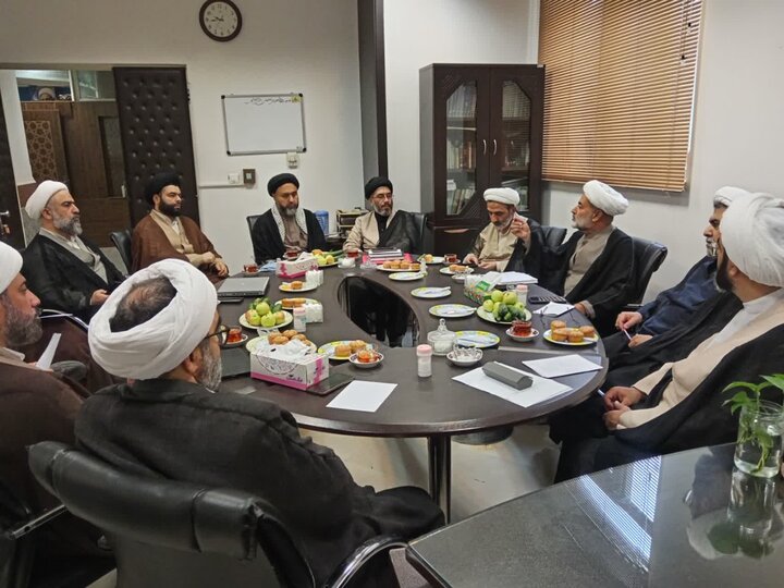 تصاویر/ برگزاری نشست علمی در مؤسسه امام حسن عسکری (ع) آمل
