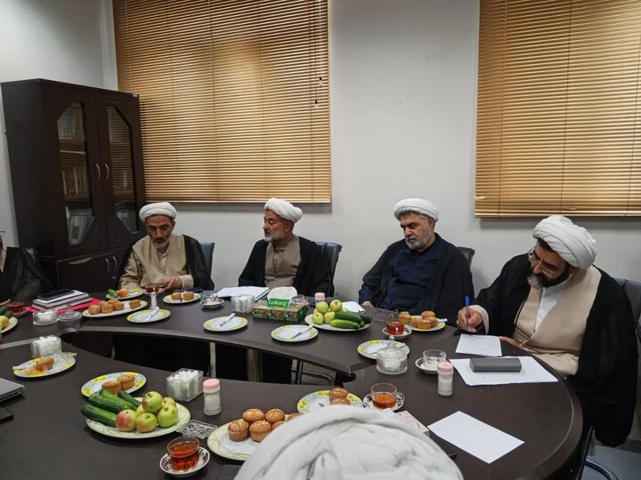 تصاویر/ برگزاری نشست علمی در مؤسسه امام حسن عسکری (ع) آمل