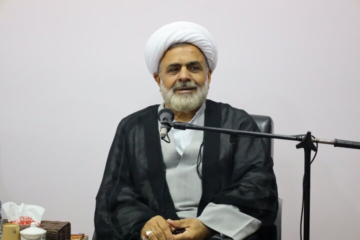 تصاویر/ دیدار جمعی از طلاب و روحانیون بخش دودانگه ساری با نماینده ولی فقیه در مازندران