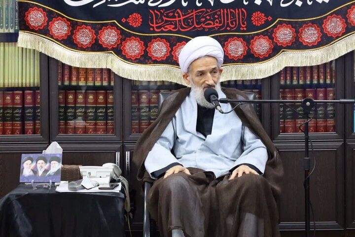 تصاویر/ دیدار جمعی از طلاب و روحانیون بخش دودانگه ساری با نماینده ولی فقیه در مازندران
