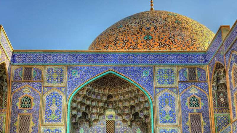 فیلم| مسجد می تواند پایگاه همه کارهای نیک باشد