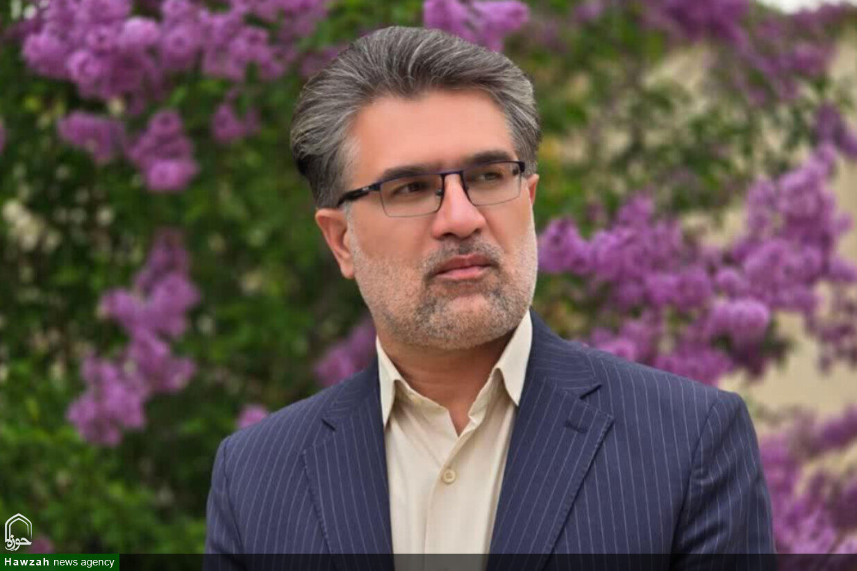 خبرنگاران با رعایت اخلاق حرفه‌ای زمینه دسترسی مردم به اطلاعات صحیح را فراهم کنند