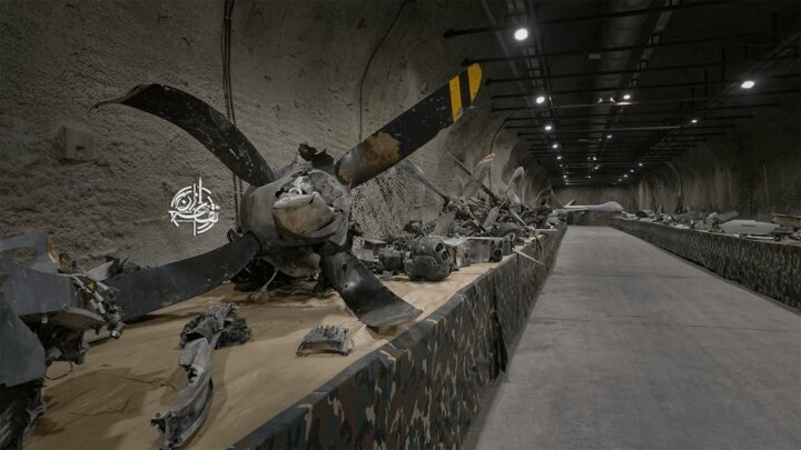 ईरान की IRGC द्वारा मार गिराए गए अमेरिकी और इज़राइली ड्रोन के मलबे की नई तस्वीरें जारी