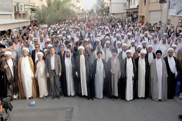 Wanazuoni wa Bahrain Wajibu Kauli za Kipuuzi za Mtawala wa Nchi Hiyo Kuhusu Iran