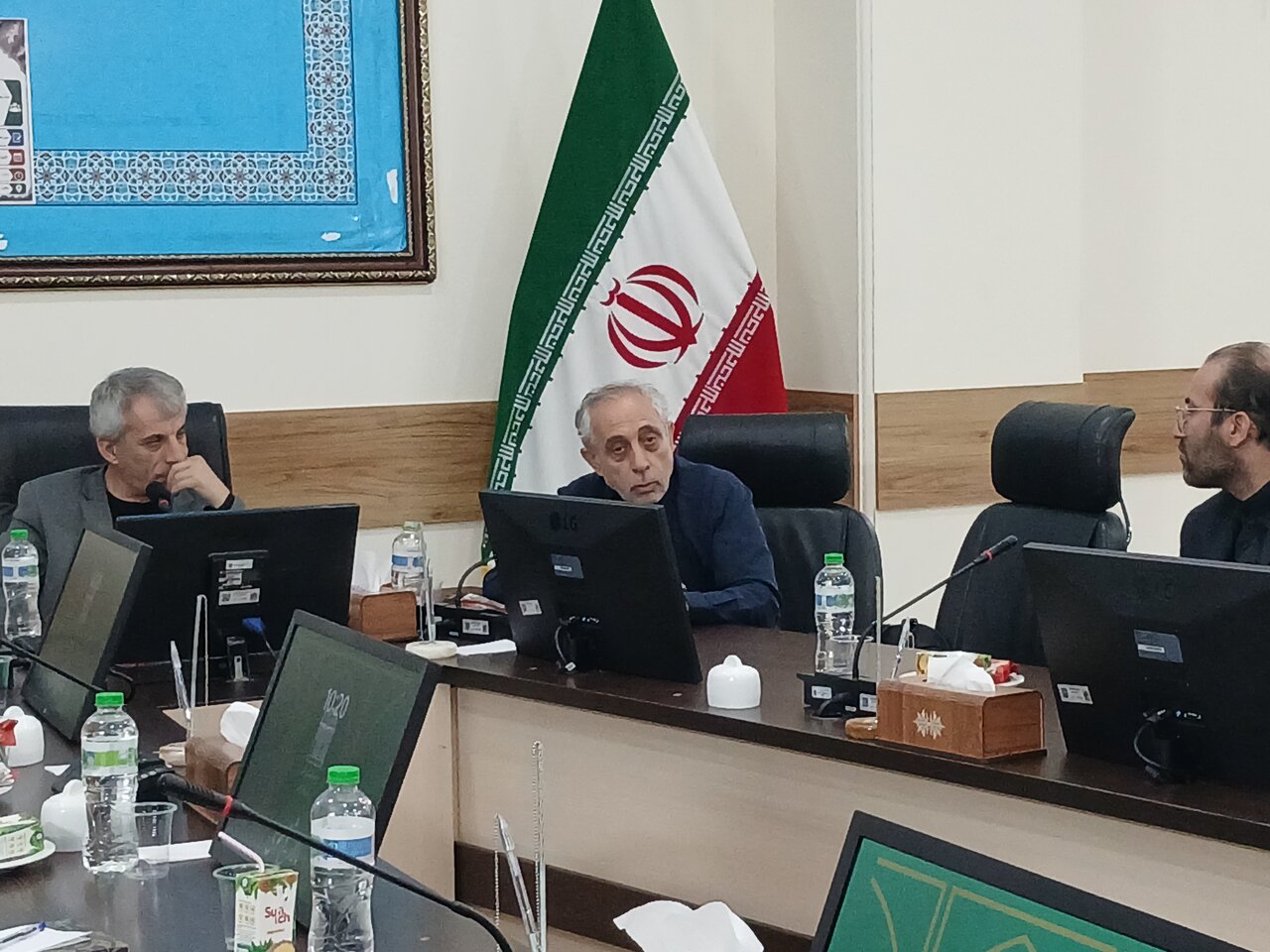 جنگ با دشمن در میدان رسانه و شناخت ادامه دارد/ ظرفیت حوزه‌های علمیه برای مقابله با جنگ شناختی فعال شود