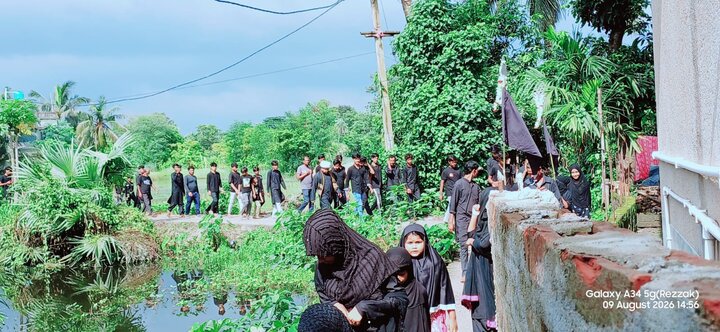 কারবালার স্মৃতিতে কুমারপুরে চল্লিশার শোকসভা ও মিছিল/ছবি