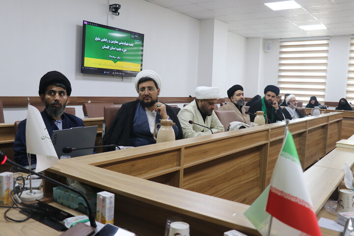 تصاویر /  نشست تخصصی تبلیغ با موضوع «نقش اخلاق در مدیریت دینی» در گرگان