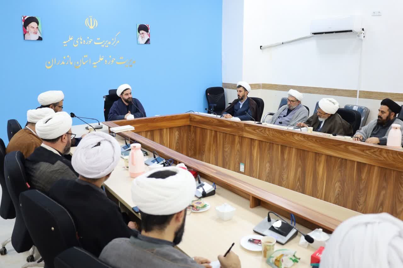 رسالت اجتماعی حوزه باید از کلاس درس به میدان جامعه امتداد پیدا کند
