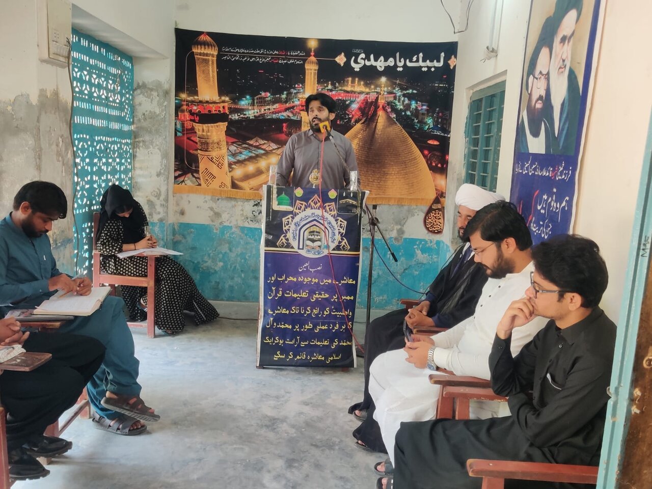 امام زین العابدین انسٹیٹیوٹ کے تحت سالانہ یومِ حسینؑ سیمینار کا انعقاد: امام حسینؑ نے دینِ اسلام کی حفاظت اور یزیدی ظلم و انحراف کے خلاف قیام کیا، مقررین