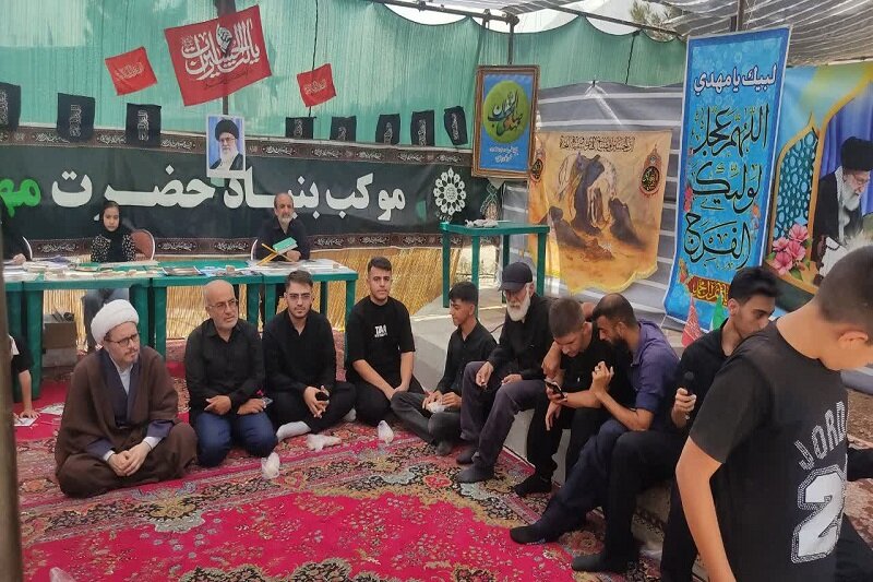برگزاری پویش قرآنی و فرهنگی در موکب حضرت مهدی موعود(عج) هرسین+تصاویر