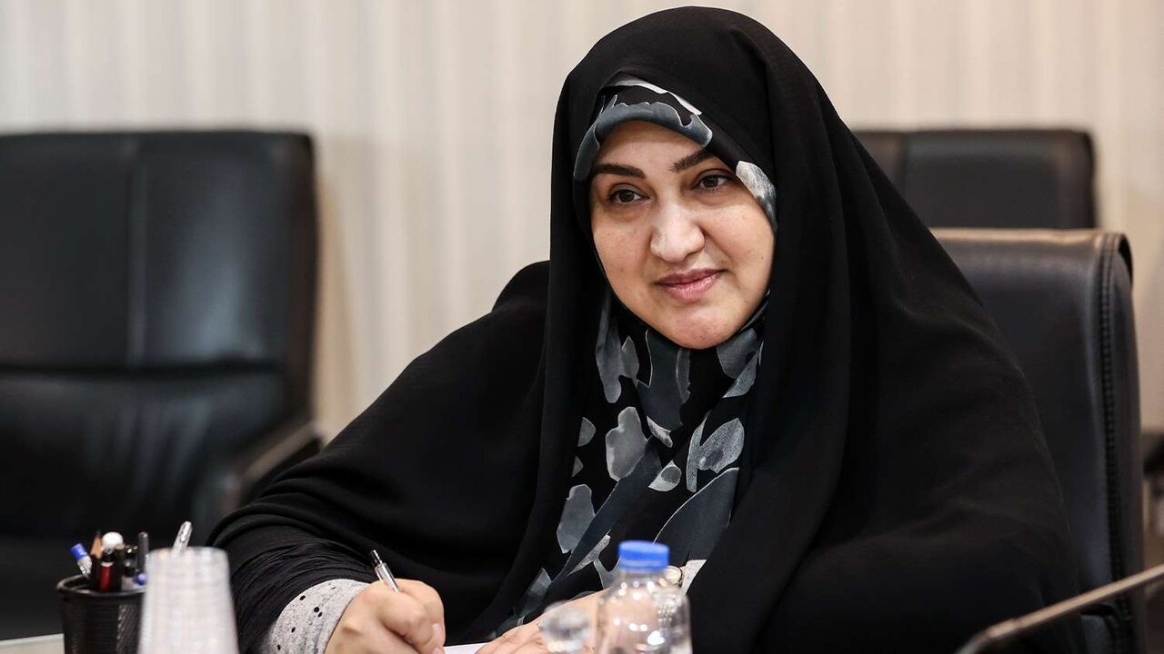 ضرورت تبیین منظومه فکری رهبر شهید درباره جایگاه زن