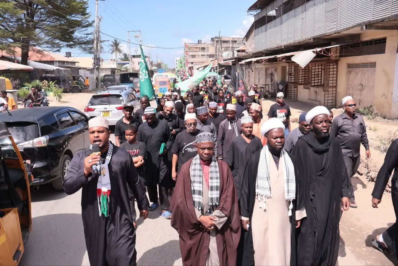 Waumini wa Mombasa Kenya Waadhimisha Matembezi ya Arubaini ya Imam Hussein (as)