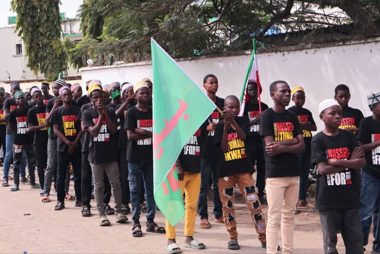 Waumini wa Mombasa Kenya Waadhimisha Matembezi ya Arubaini ya Imam Hussein (as)