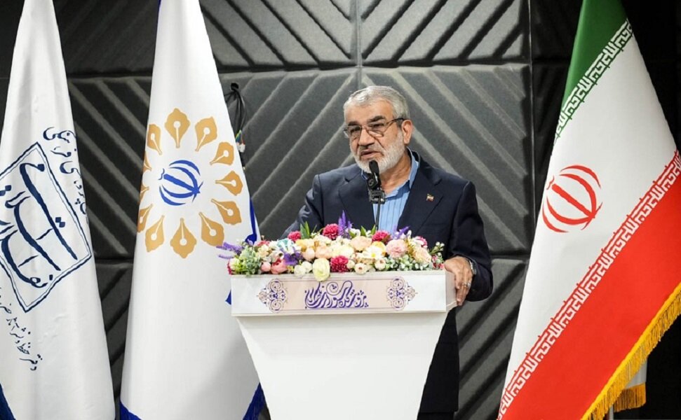 رهبر شهید انقلاب رعایت قانون و ضابطه را بر مصلحت‌اندیشی ترجیح می‌دادند