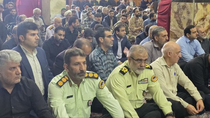 تصاویر/ مجلس بزرگداشت ارتحال مادر سه شهیدان آدمی در یزد