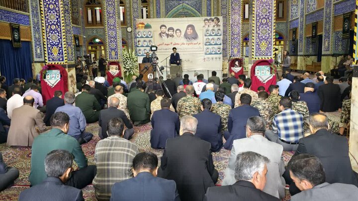 تصاویر/ مجلس بزرگداشت ارتحال مادر سه شهیدان آدمی در یزد