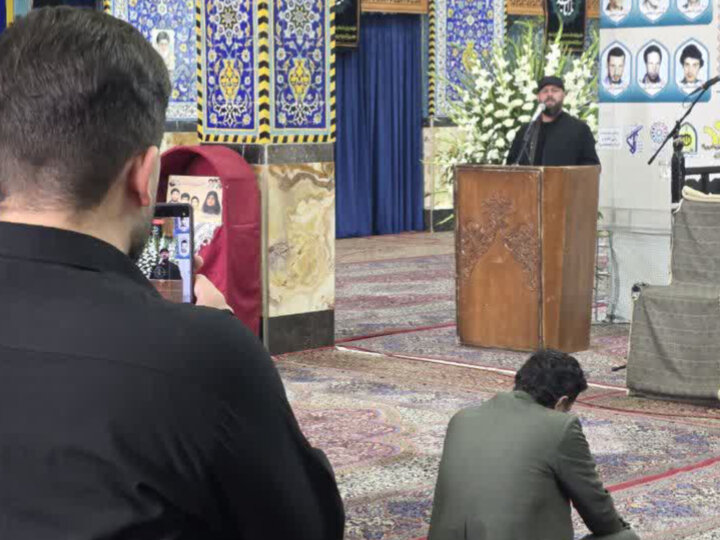 تصاویر/ مجلس بزرگداشت ارتحال مادر سه شهیدان آدمی در یزد