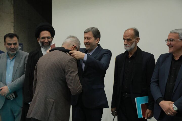 تصاویر/اختتامیه نخستین همایش ملی «میراث محتشم کاشانی»