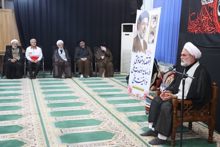 تصاویر/ مراسم عزاداری رحلت پیامبر اکرم (ص)، امام حسن مجتبی (ع) و امام رضا (ع) در دفتر نماینده ولی فقیه در مازندران