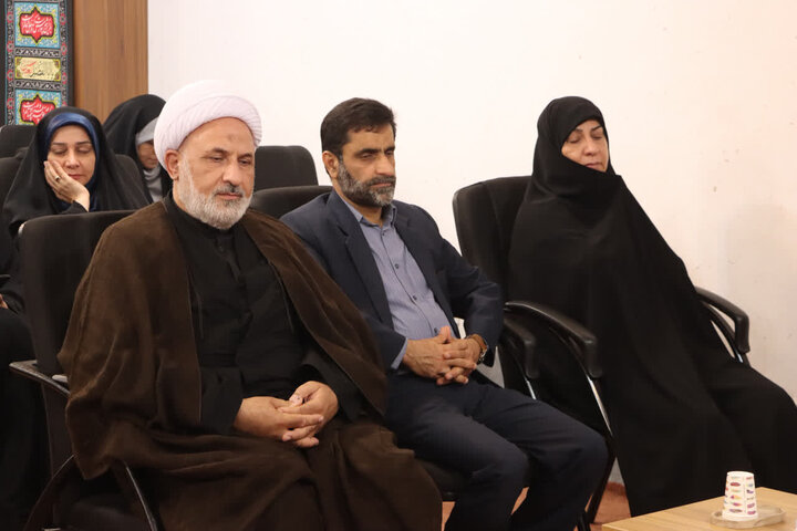 تصاویر/ نشست صمیمانه نماینده ولی فقیه مازندران با خبرنگاران و اصحاب رسانه استان