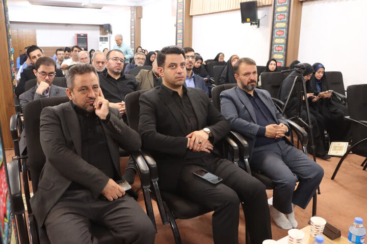 تصاویر/ نشست صمیمانه نماینده ولی فقیه مازندران با خبرنگاران و اصحاب رسانه استان