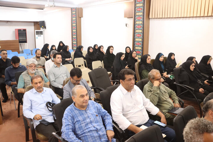 تصاویر/ نشست صمیمانه نماینده ولی فقیه مازندران با خبرنگاران و اصحاب رسانه استان