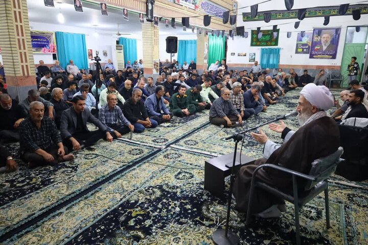 تصاویر/ مراسم بزرگداشت قائد شهید (ره) و عزاداری ایام پایان صفر در دابودشت و دشت سر آمل با حضور نماینده ولی فقیه در مازندران
