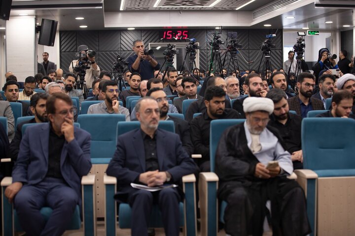 تصاویر/ آیین افتتاحیه همایش ملی «قانون و قانونگذاری در منظومه فکری شهید آیت‌الله العظمی امام خامنه‌ای»