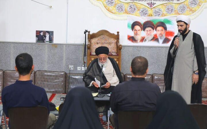 خبرنگار ضمن ایجاد امید، بین ایدئولوژی نظام و ضعف سازوکارها تفکیک قائل شود