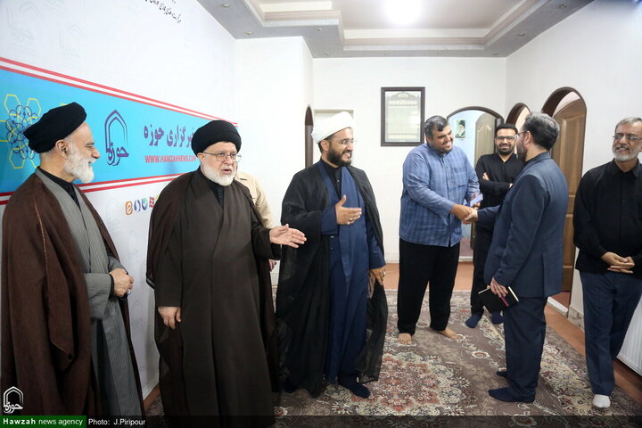رئيس محكمة العدل في محافظة قم يزور "وكالة أنباء الحوزة"