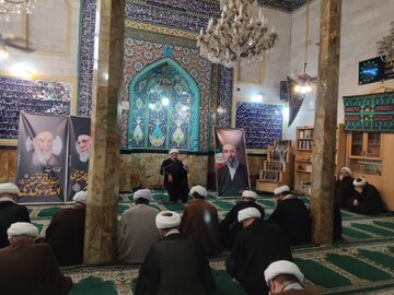 تصاویر/ گردهمایی مبلغین و روحانیون شهرستان نهاوند