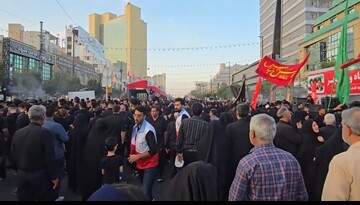 فیلم| حال و هوای شب شهادت امام رضا علیه السلام و حضور میلیونی زائران در مشهد مقدس
