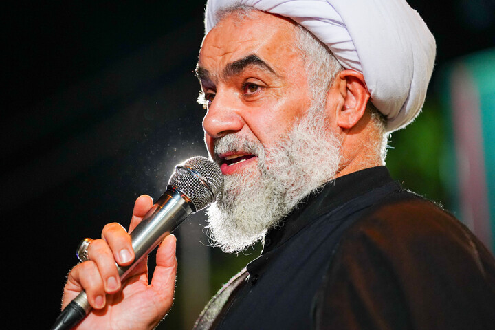 تصاویر/ تجمع قمی ها در شب رحلت پیامبر اکرم (ص) در حمایت از رهبری و انقلاب