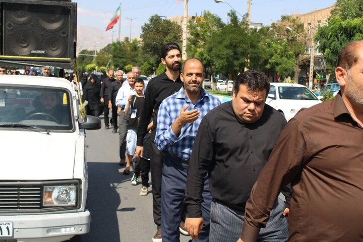 تصاویر/ برگزاری مراسم عزاداری خیابانی ۲۸ صفر در شهرستان ماکو