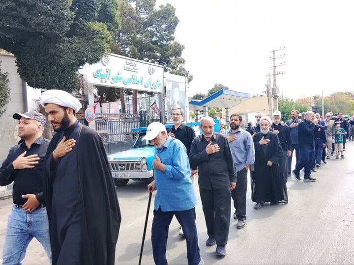 تصاویر / دسته عزاداری رحلت حضرت محمد (ص) وشهادت حضرت امام حسن مجتبی علیه الاسلام در شهرستان آبیک
