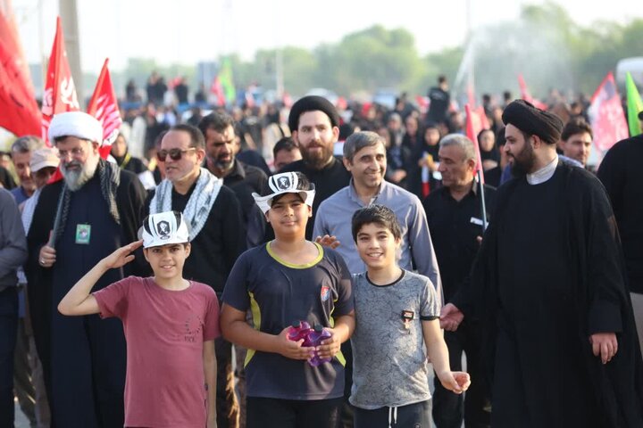 تصاویر/ پیاده روی بزرگ ولایت در خورموج