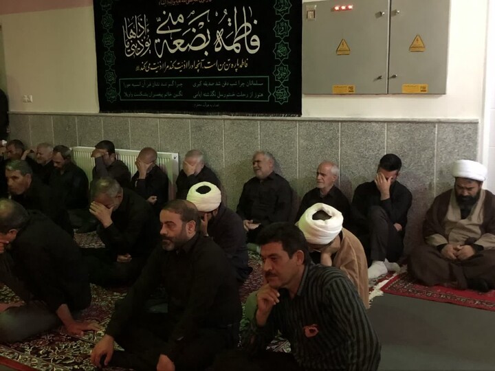 تصاویر / مراسم روضه 28 صفر در دفتر امام جمعه ملایر