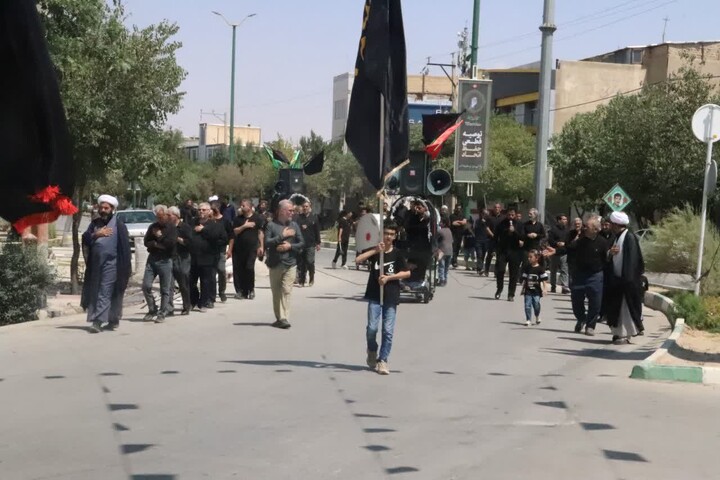 عزاداری مردم فامنین در سوگ پیامبر مهربانی