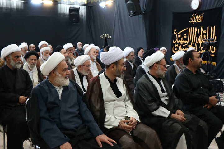اقامه عزای ۲۸ صفر در بیوت مراجع عظام تقلید