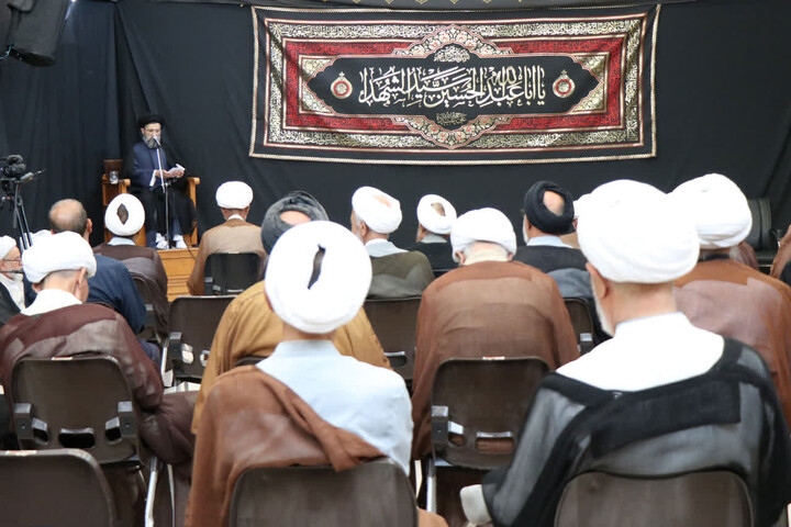 اقامه عزای ۲۸ صفر در بیوت مراجع عظام تقلید