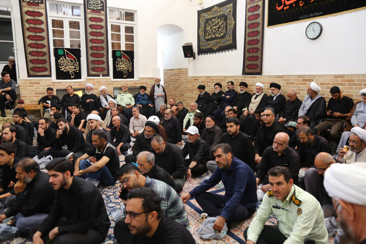 اقامه عزای ۲۸ صفر در بیوت مراجع عظام تقلید