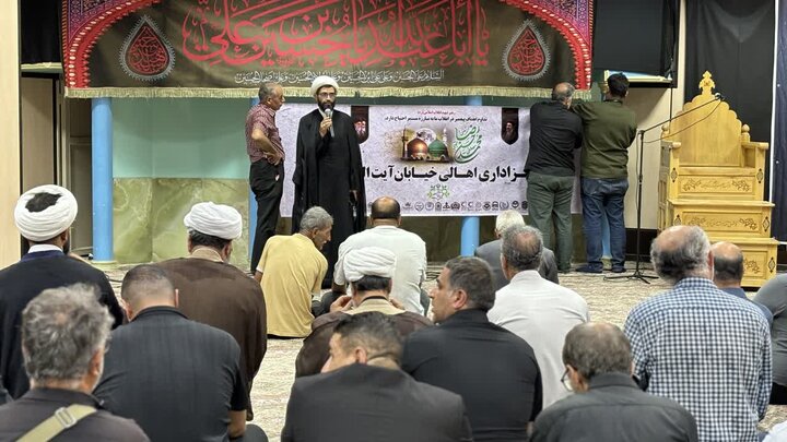 تصاویر/ دسته عزاداری اهالی خیابان آیت‌الله طالقانی تهران