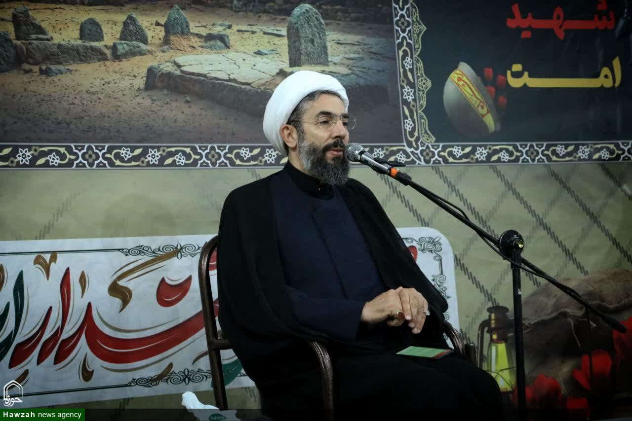 سه شاخصه اصلی مؤمن از منظر امام رضا (ع)/ حضور میدانی مردم شرایط اتخاذ تصمیمات سخت رهبری را هموار کرد